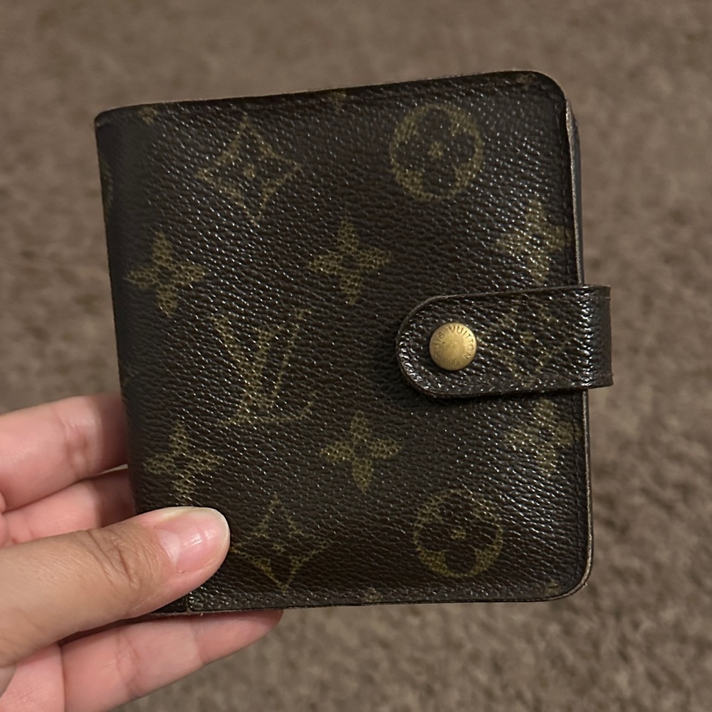 Louis Vuitton Monogram Brown Wallet